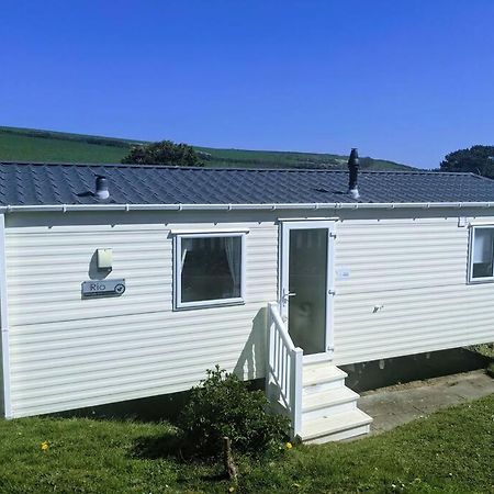 Large 4 Person Couples And Family Caravan In Newquay Bay Resort 外观 照片