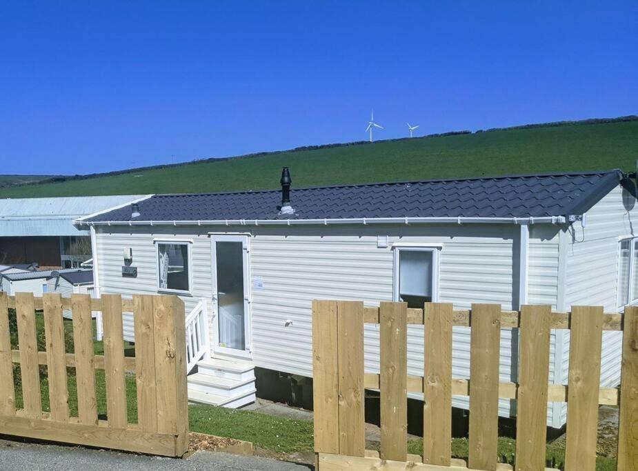 Large 4 Person Couples And Family Caravan In Newquay Bay Resort 外观 照片