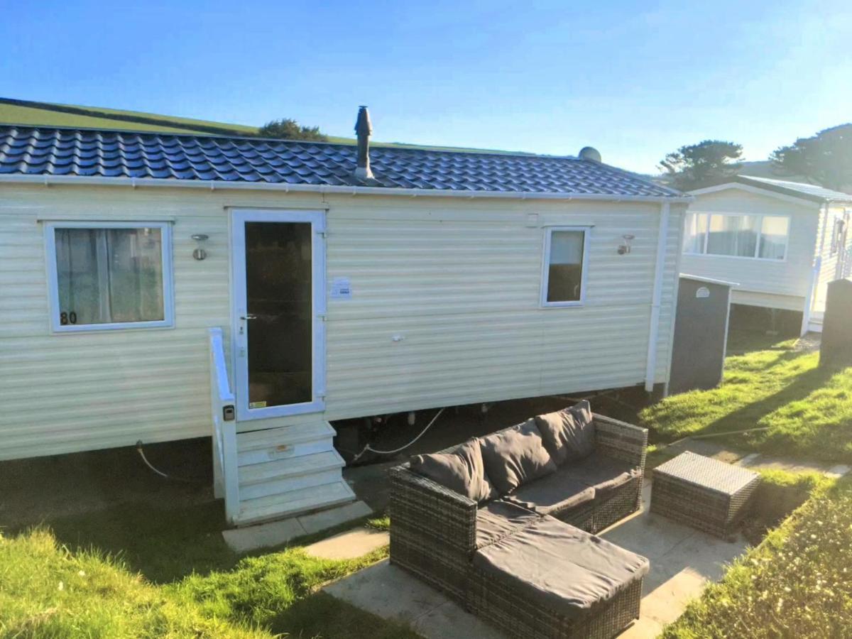 Large 4 Person Couples And Family Caravan In Newquay Bay Resort 外观 照片