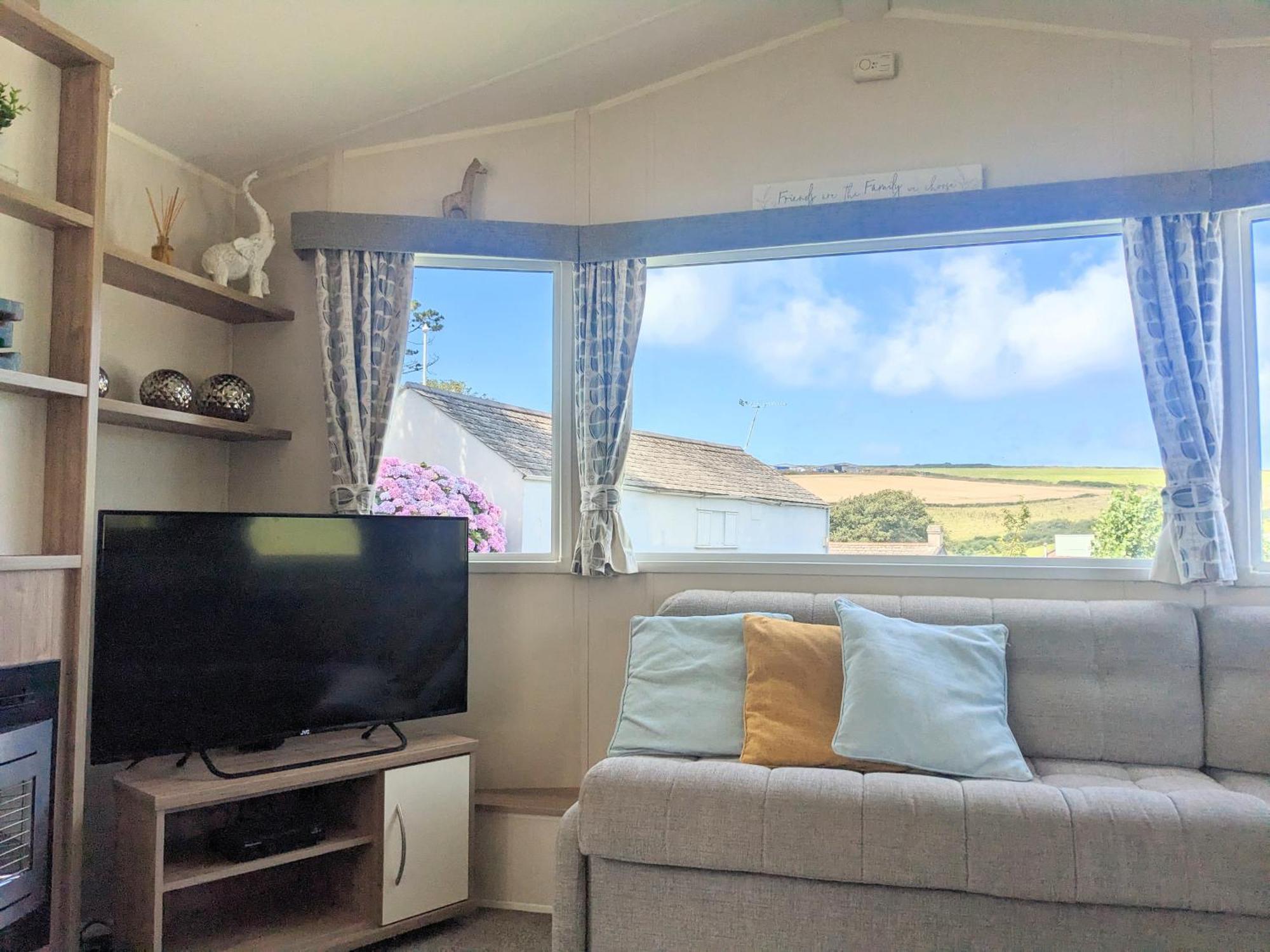 Large 4 Person Couples And Family Caravan In Newquay Bay Resort 外观 照片